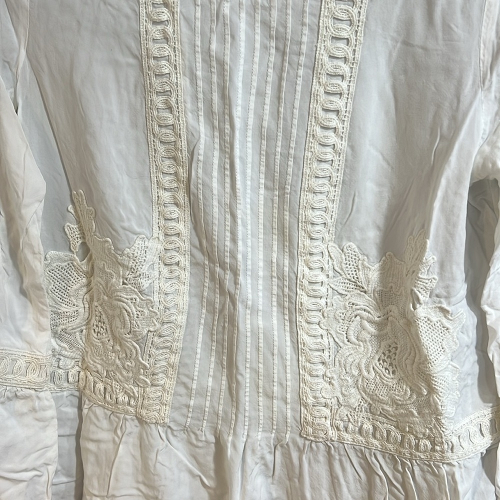 Max Studio White Ribbon Embroided Blouse - Picture 3 of 5